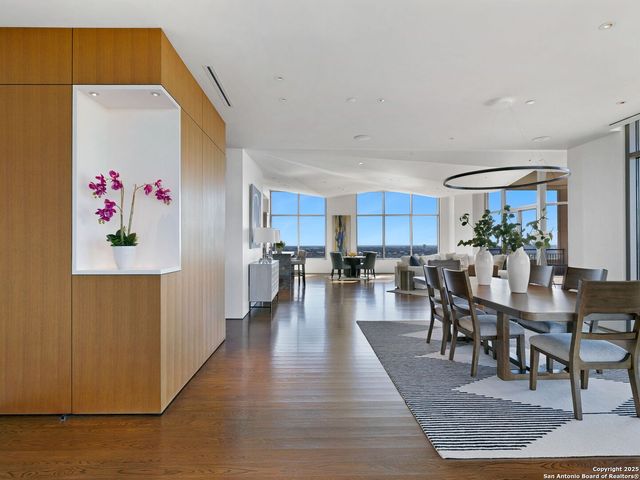 4242 Broadway Apt 2001, San Antonio, TX 78209