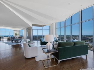 4242 Broadway Apt 2001, San Antonio, TX 78209