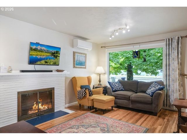 2215 Nw CIRCLE Blvd, Corvallis, OR 97330