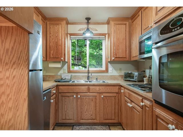 2215 Nw CIRCLE Blvd, Corvallis, OR 97330