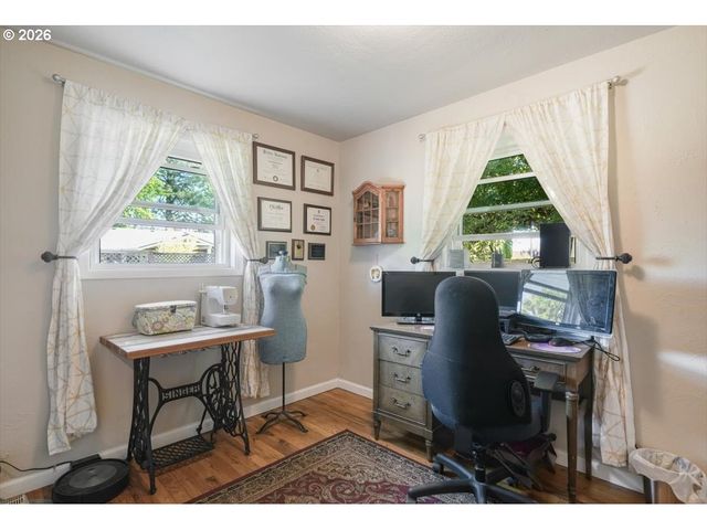 2215 Nw CIRCLE Blvd, Corvallis, OR 97330