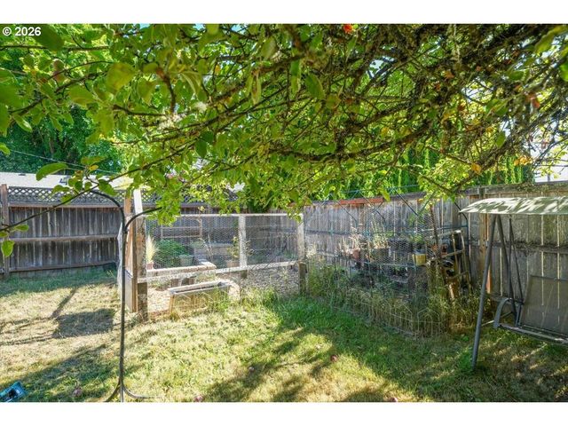 2215 Nw CIRCLE Blvd, Corvallis, OR 97330
