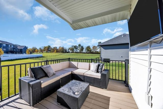 6720 Caldwell Lane NE, Cedar Rapids, IA 52411