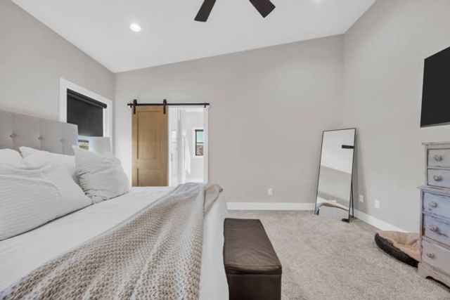 6720 Caldwell Lane NE, Cedar Rapids, IA 52411