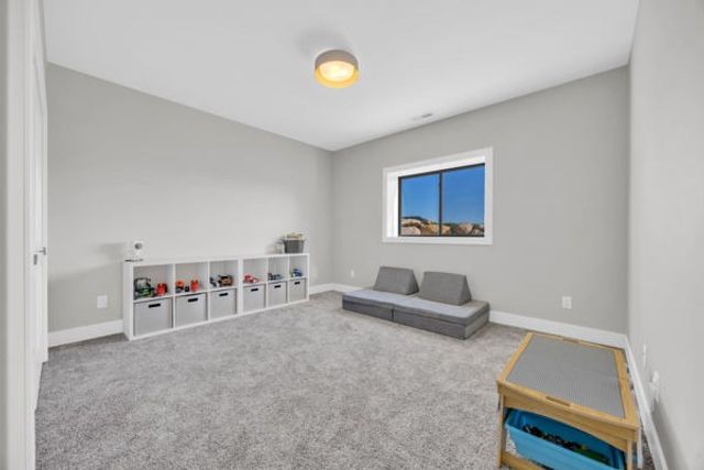 6720 Caldwell Lane NE, Cedar Rapids, IA 52411