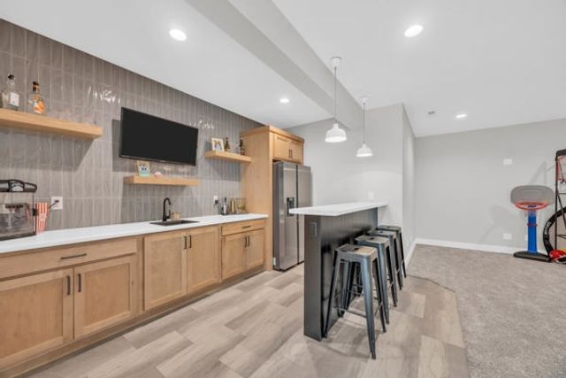 6720 Caldwell Lane NE, Cedar Rapids, IA 52411