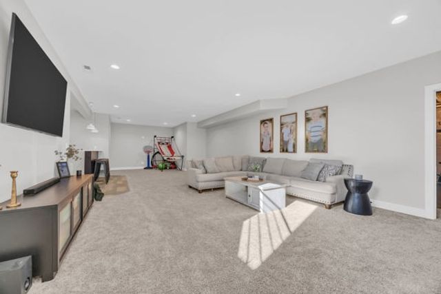 6720 Caldwell Lane NE, Cedar Rapids, IA 52411