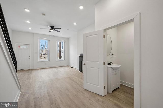 2716 W MONTGOMERY AVE, Philadelphia, PA 19121