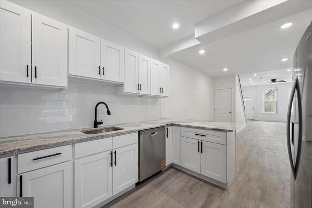 2716 W MONTGOMERY AVE, Philadelphia, PA 19121