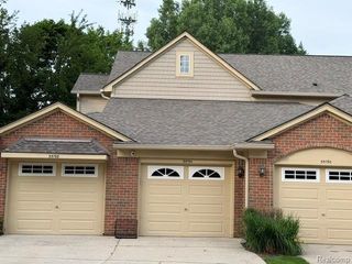 55194 Westchester Drive, Shelby Charter Township, MI 48316