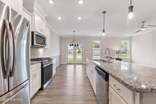 162 Autumn Breeze Lane NE, Bolivia, NC 28422