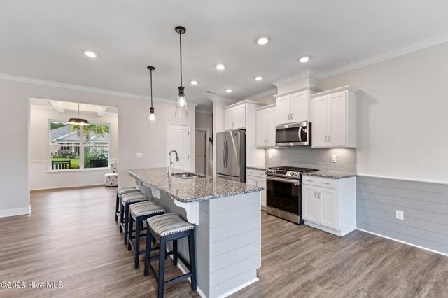 162 Autumn Breeze Lane NE, Bolivia, NC 28422