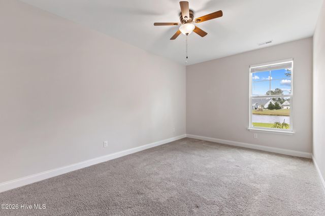 162 Autumn Breeze Lane NE, Bolivia, NC 28422