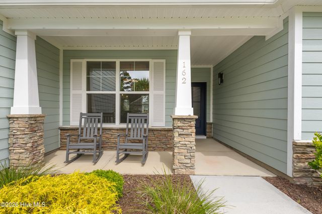 162 Autumn Breeze Lane NE, Bolivia, NC 28422
