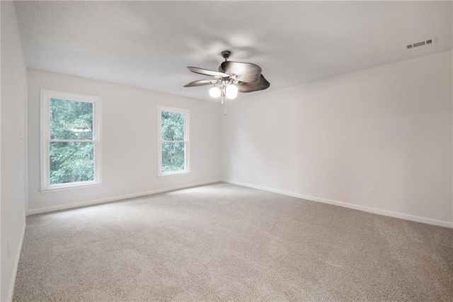 330 Benjamin Circle, Fayetteville, GA 30214