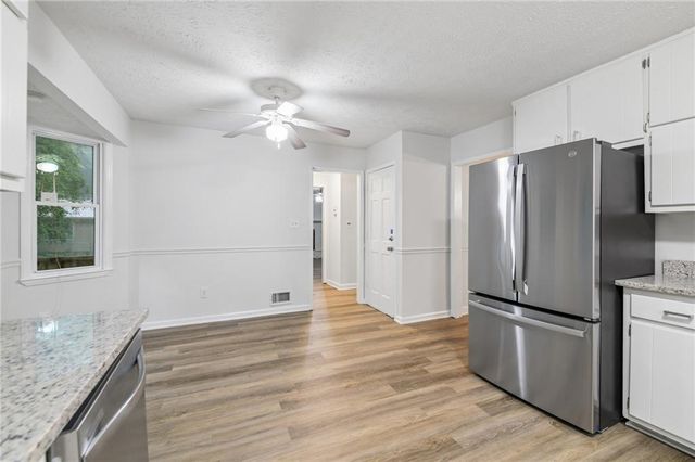 330 Benjamin Circle, Fayetteville, GA 30214