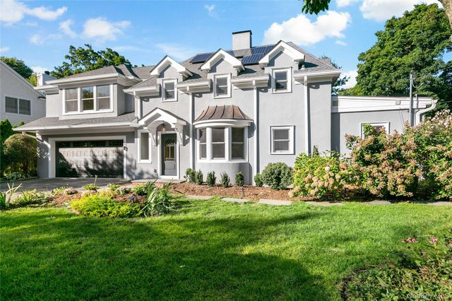 1 Stoneleigh Close, Scarsdale, NY 10583