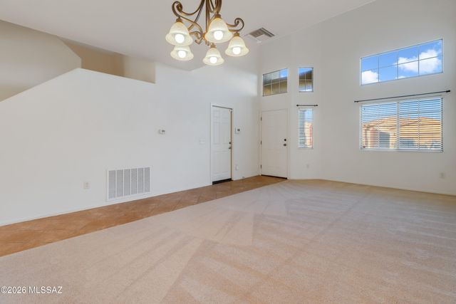 86 E Calle Trona, Green Valley, AZ 85614