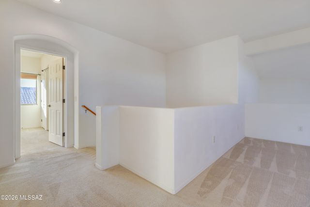 86 E Calle Trona, Green Valley, AZ 85614