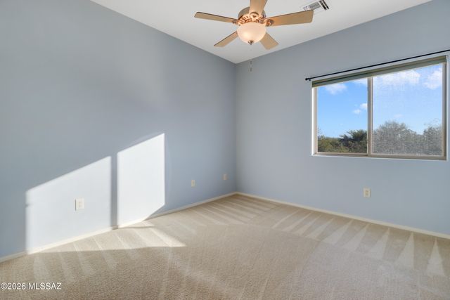 86 E Calle Trona, Green Valley, AZ 85614