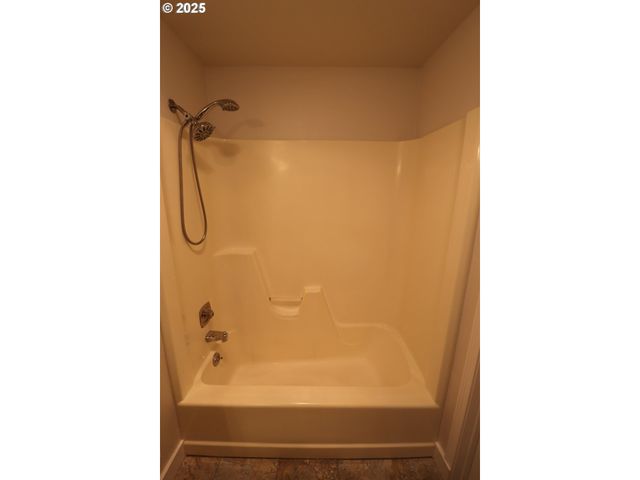 10322 Sw TRAPPER Ter, Beaverton, OR 97008