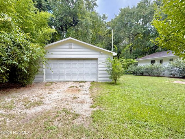 2778 Forrest Drive, Kinston, NC 28504