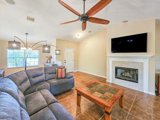 5 ZORLOU COURT, Palm Coast, FL 32164