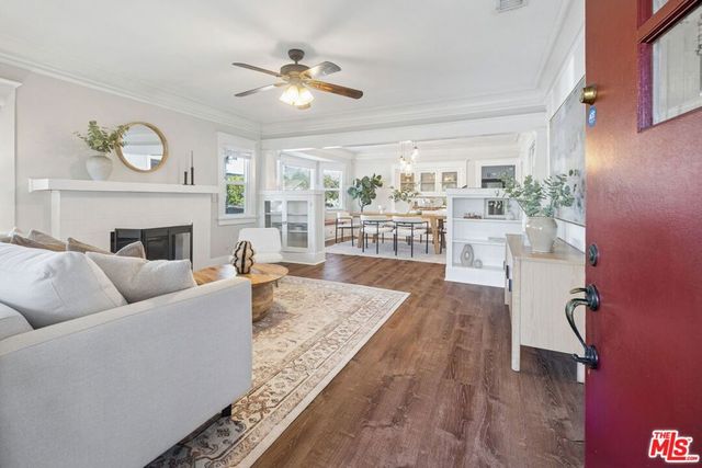 5802 Lexington Avenue, Los Angeles, CA 90038