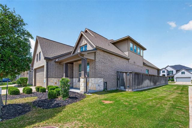 20802 Mirror Point Drive, Cypress, TX 77433