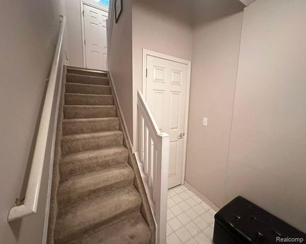 7 GEORGETOWN, Dearborn, MI 48126