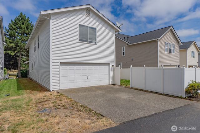 2237 Tolmie Street, Dupont, WA 98327