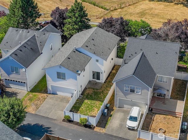2237 Tolmie Street, Dupont, WA 98327