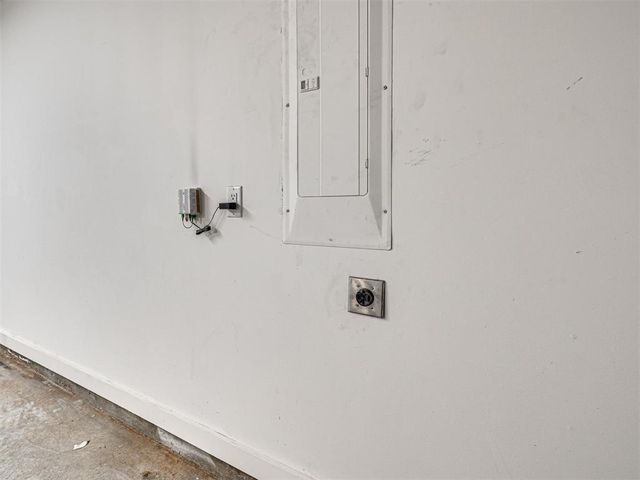 825 NW 6TH Street, Oklahoma City, OK 73106