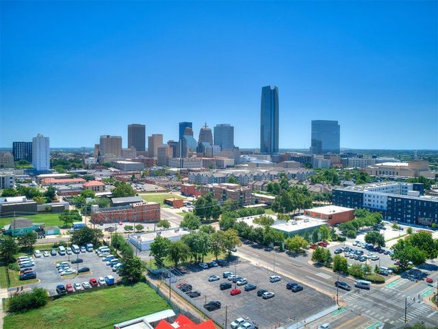 825 NW 6TH Street, Oklahoma City, OK 73106