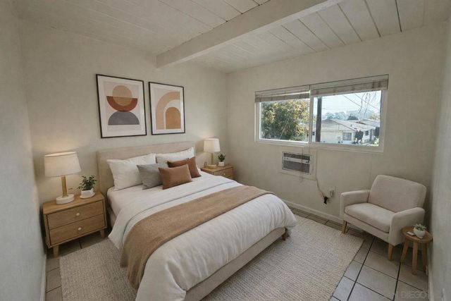 3260 greely ave, San Diego, CA 92113