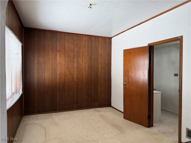 71347 Hall Street, St Clairsville, OH 43950