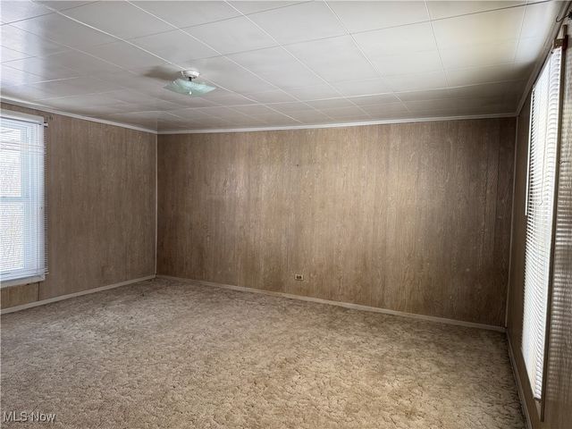 71347 Hall Street, St Clairsville, OH 43950