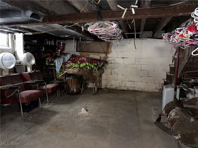 71347 Hall Street, St Clairsville, OH 43950