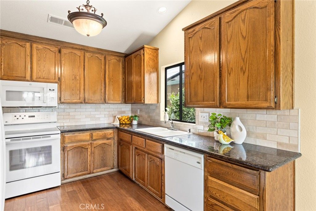 Image 5 of property listing at 257 Autumn Gold, Chico, CA 95973