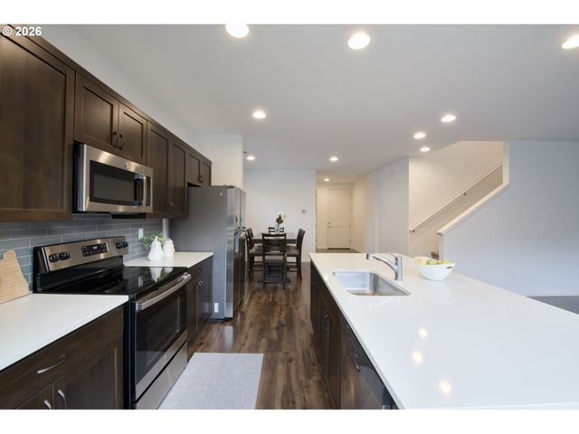35361 FAIRFIELD Ct, St Helens, OR 97051