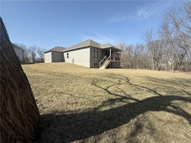 9439 N Belton Avenue, Kansas City, MO 64154