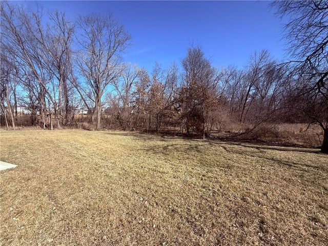 9439 N Belton Avenue, Kansas City, MO 64154