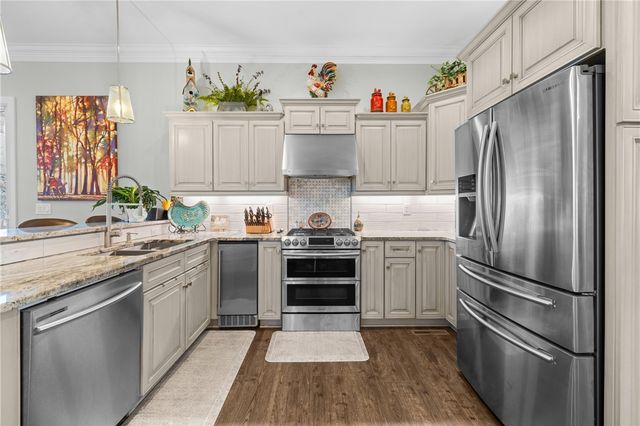 140 Westlake Drive, Seneca, SC 29672