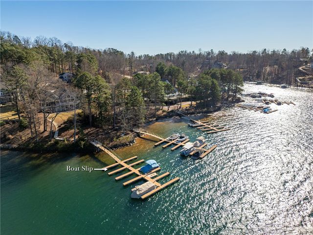 140 Westlake Drive, Seneca, SC 29672