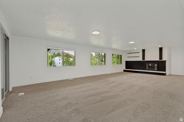 2120 E 11270 S, Sandy, UT 84092