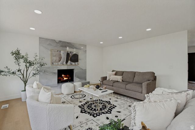 2120 E 11270 S, Sandy, UT 84092