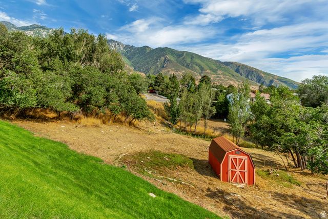 2120 E 11270 S, Sandy, UT 84092