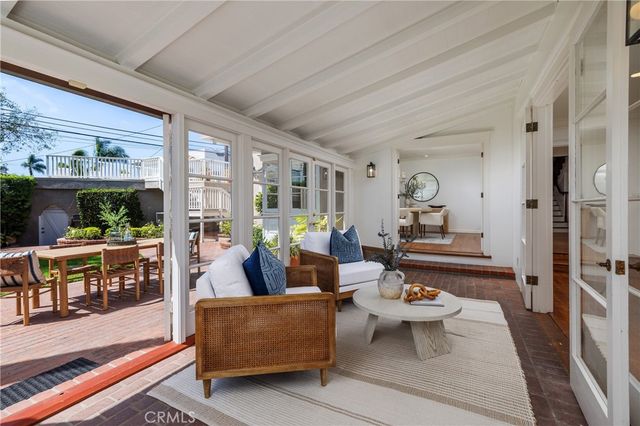 241 Bay Shore, Long Beach, CA 90803