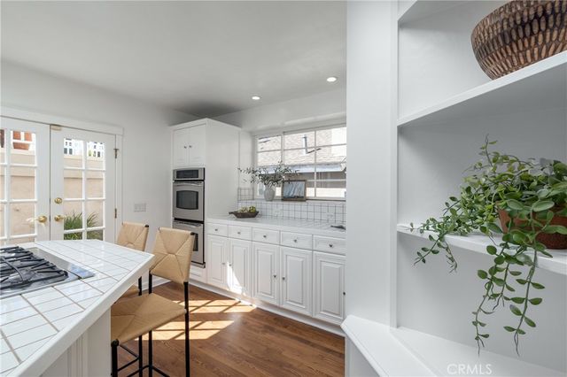 241 Bay Shore, Long Beach, CA 90803