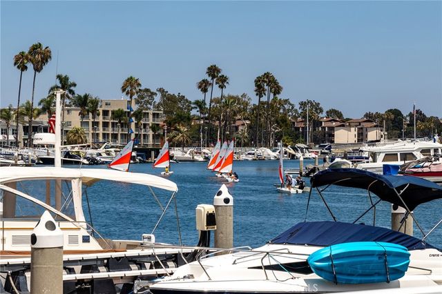 241 Bay Shore, Long Beach, CA 90803